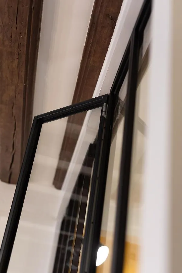 Апартаменты Modern Tasty Loft Saint Germain Latin Quarter Париж
